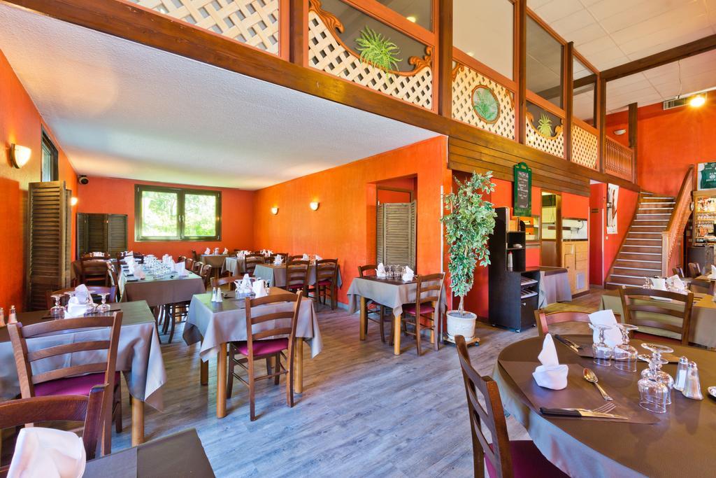 Logis Albhotel Grill Alby-sur-Cheran Dış mekan fotoğraf