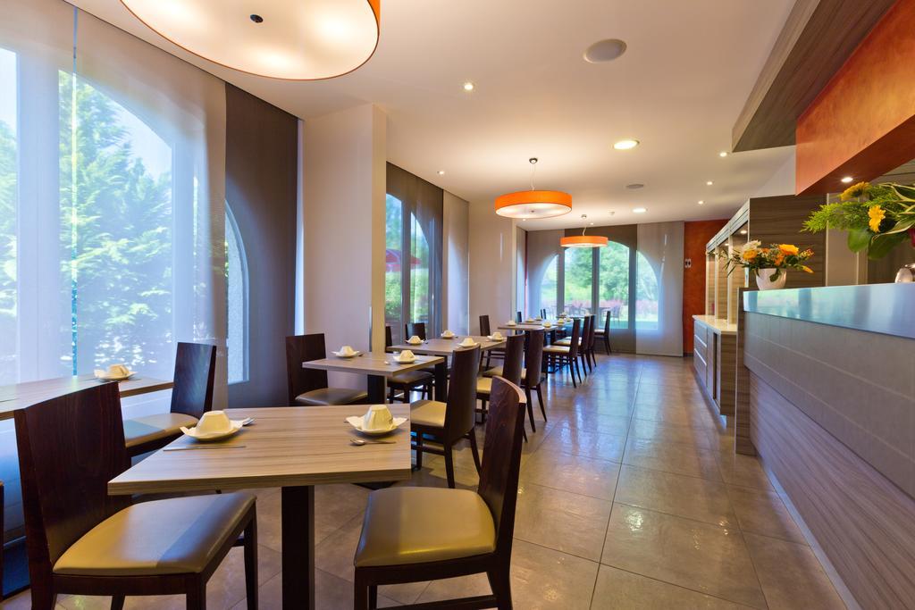 Logis Albhotel Grill Alby-sur-Cheran Dış mekan fotoğraf